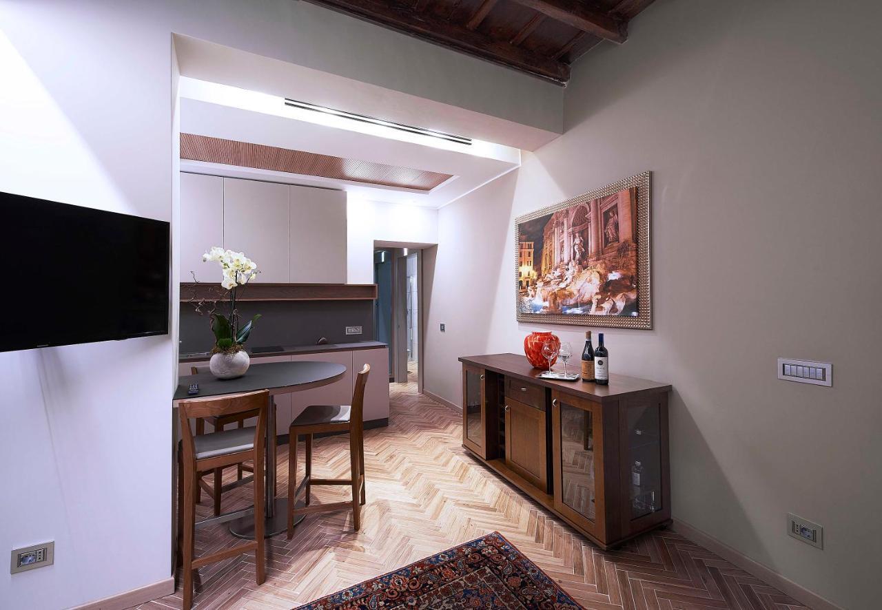 Harry'S Bar Trevi Luxury Apartments - Modelli Roma Dış mekan fotoğraf